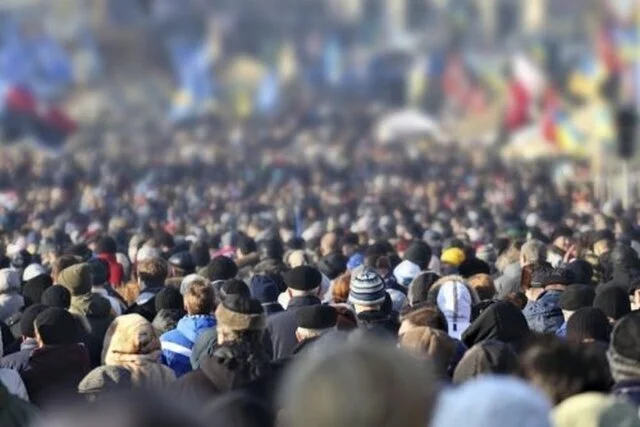 آمار ازدواج نصف شد؛ نرخ باروری یک‌ششم! | پیش بینی جمعیت در سال ۱۴۸۰