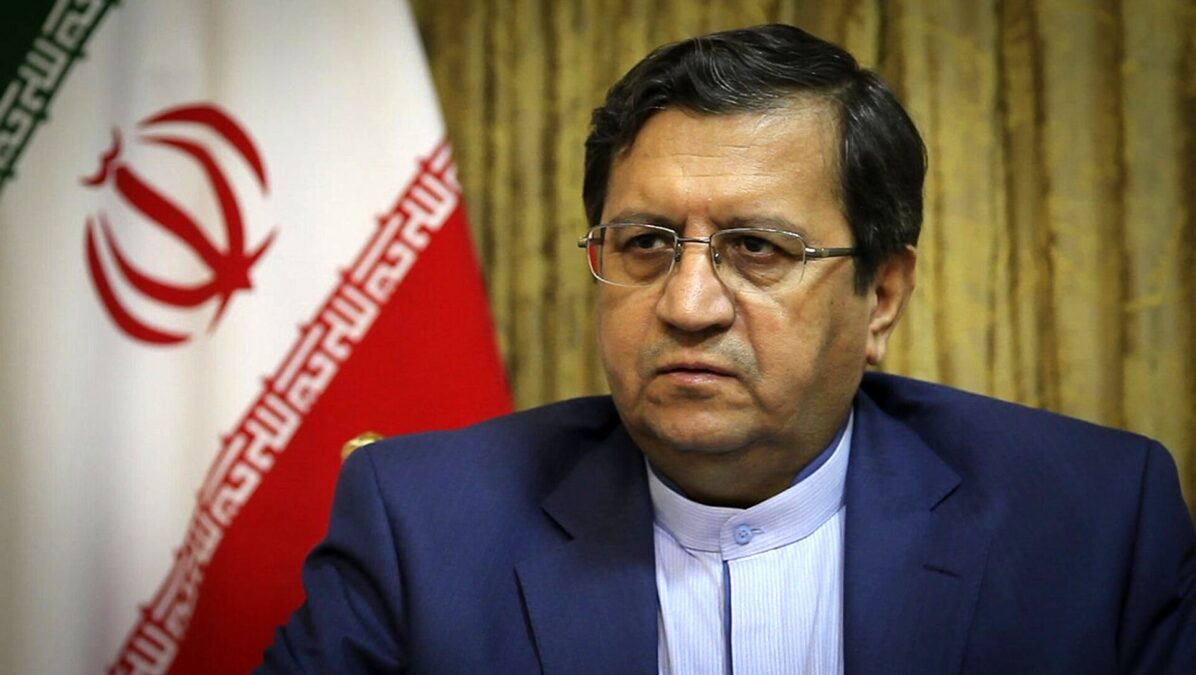 همتی: بانک مرکزی برای ساماندهی بازار ارز هر اقدامی که ضروری باشد را قاطعانه انجام خواهد داد